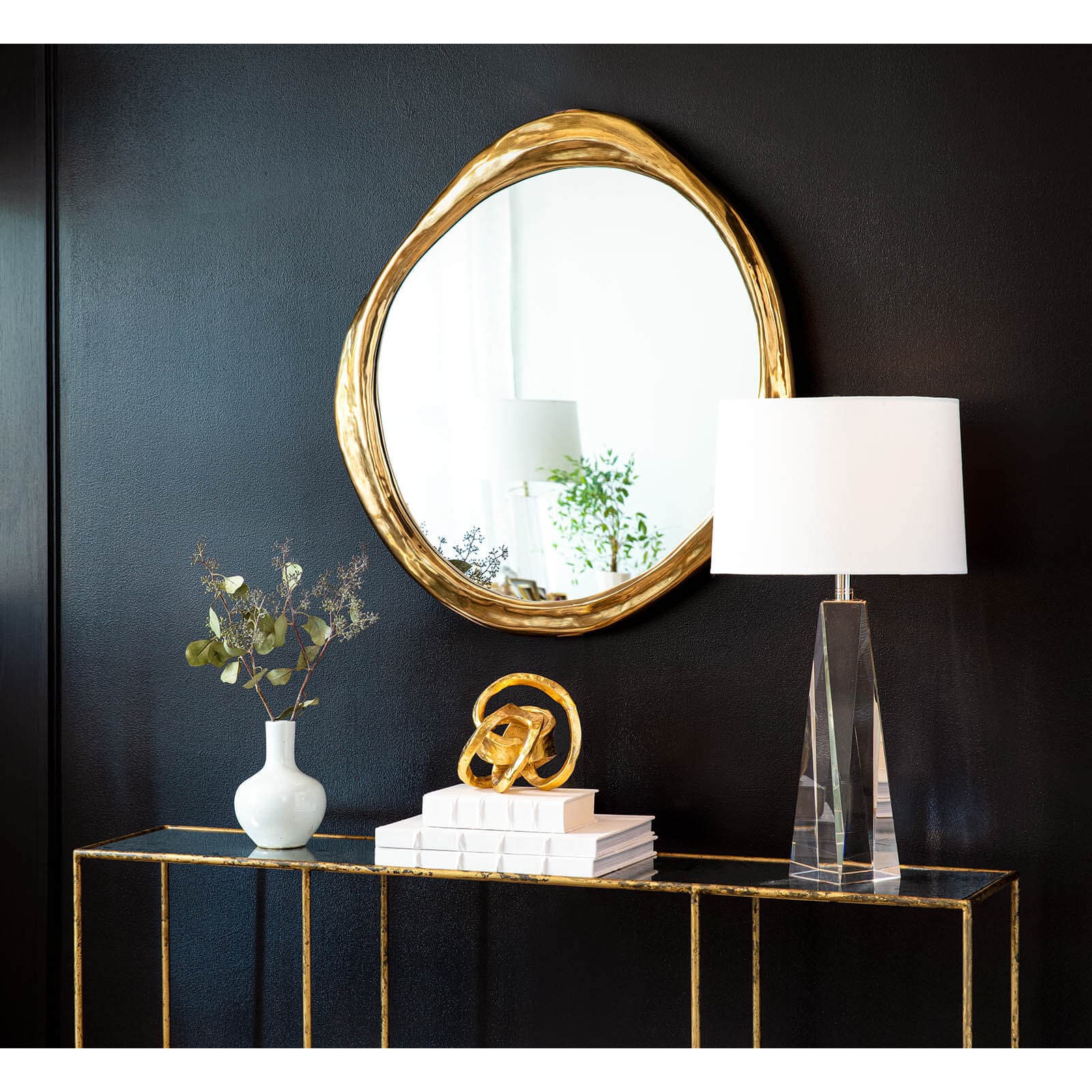 Mirrors: How to Choose and Style Mirrors to Elevate Your Space