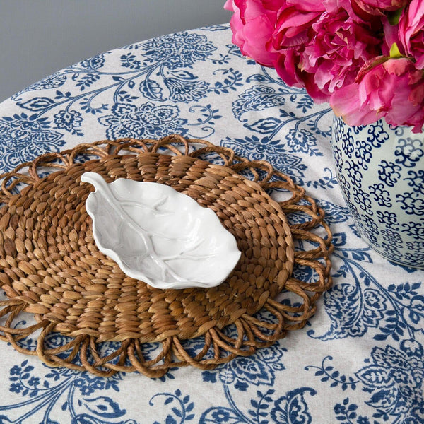 Vida White Lettuce Small Leaf Platter