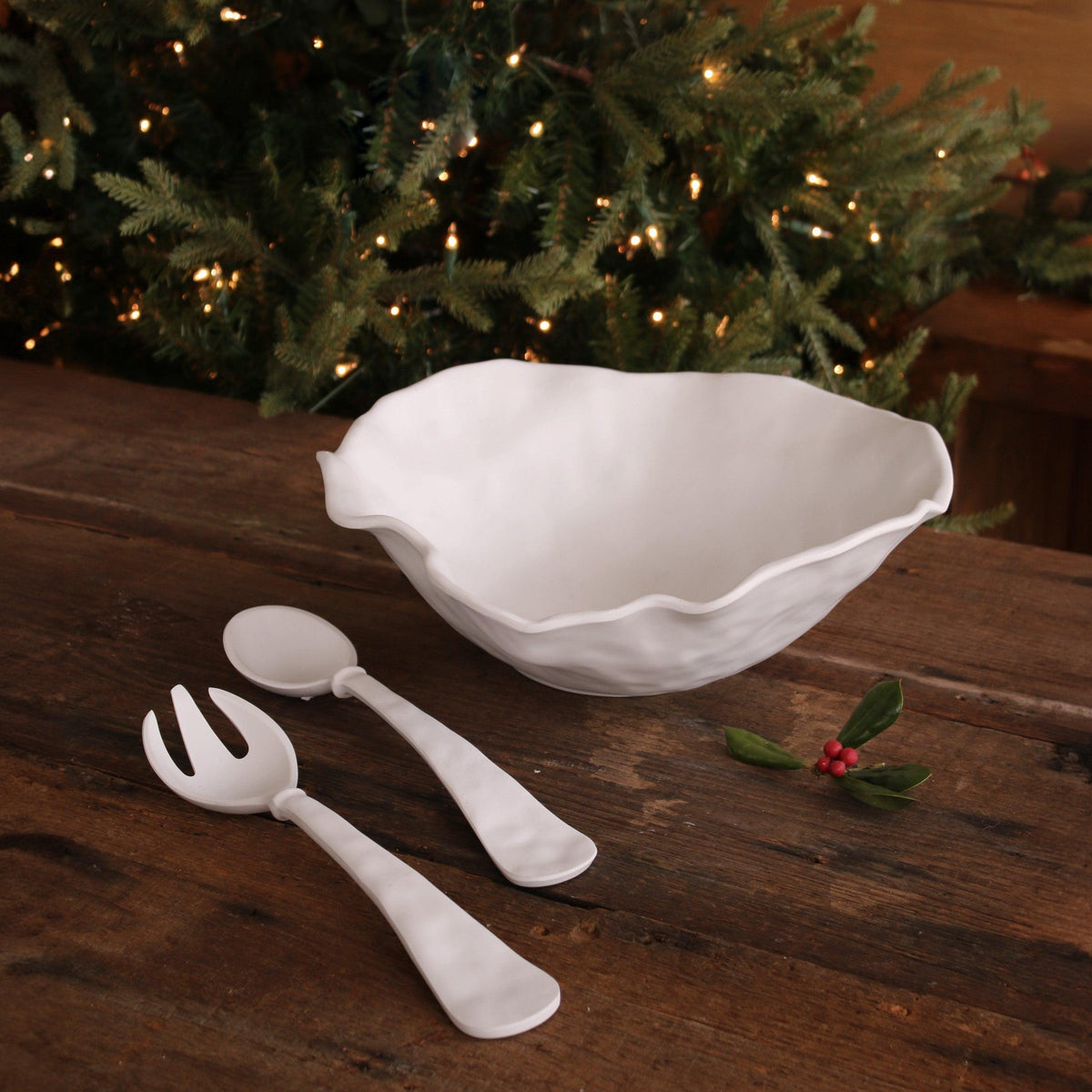 Vida Nube Large Salad Servers (White) - Set Detail | Bone & Brass