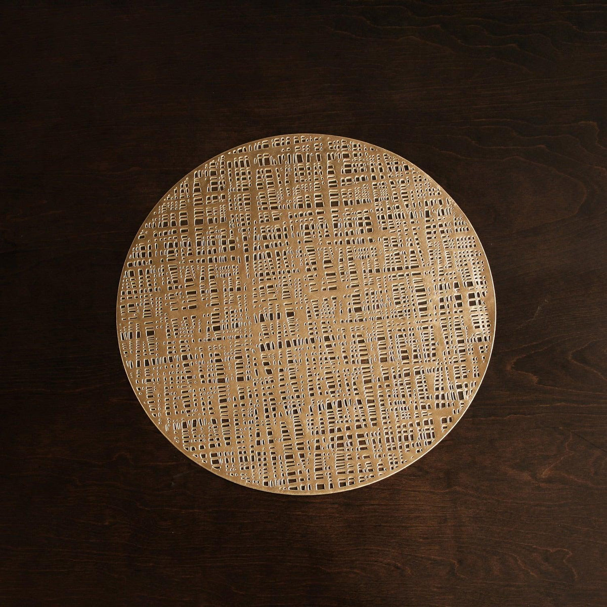 Vida Woven 15" Round Placemats Set 4 (Gold) - Placemat Texture Detail | Bone & Brass
