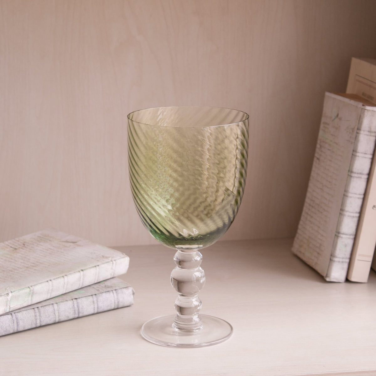 Glass French Swirl All Purpose Set 4 (Green) - Glass Bowl Detail | Bone & Brass