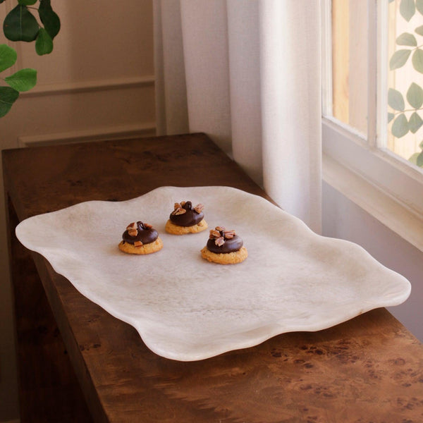 Resin Alabaster Extra Large Rectangular Tray White Swirl - Tray Detail | Bone & Brass