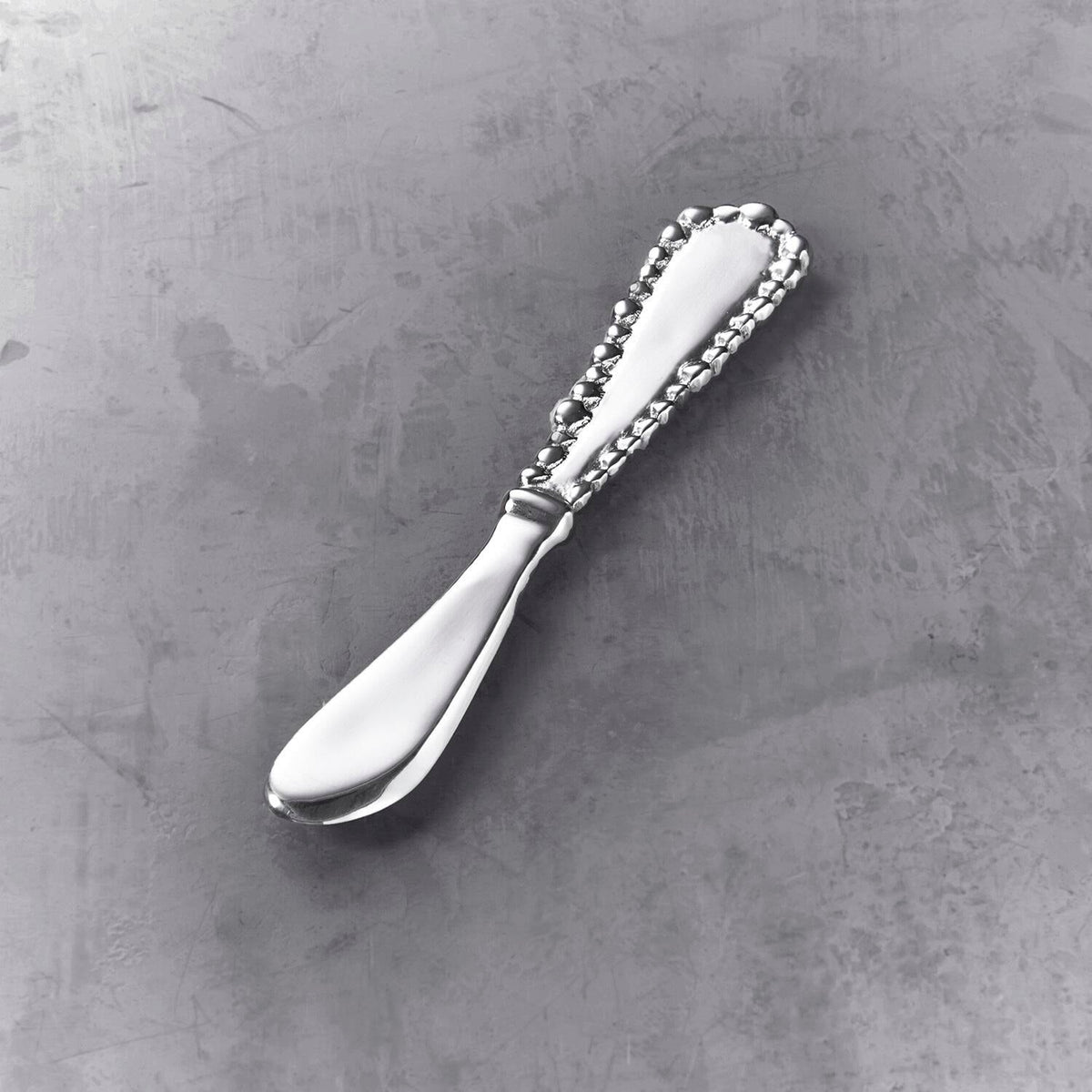Organic Pearl Spreader - Spreader Detail | Bone & Brass