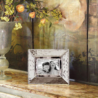 Frame Soho Plain 5 x 7 Frame - Frame Corner Detail | Bone & Brass