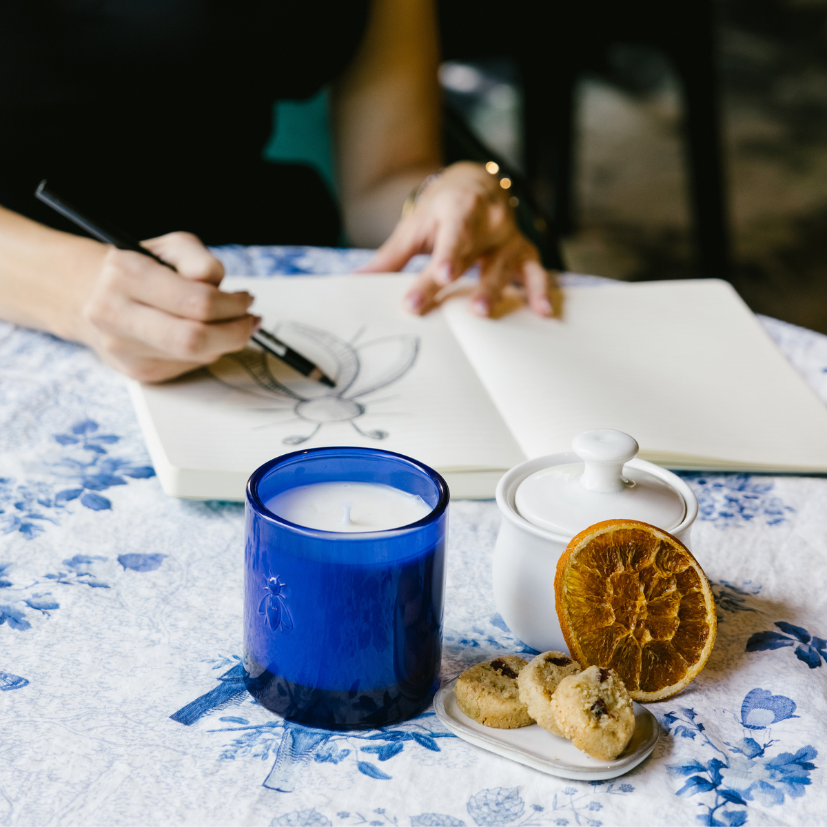 Winter Garden Bee Candle