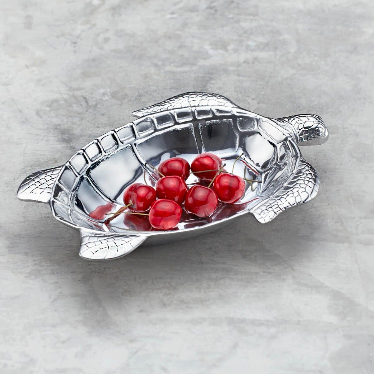Ocean Turtle Medium Bowl - Bowl Detail | Bone & Brass