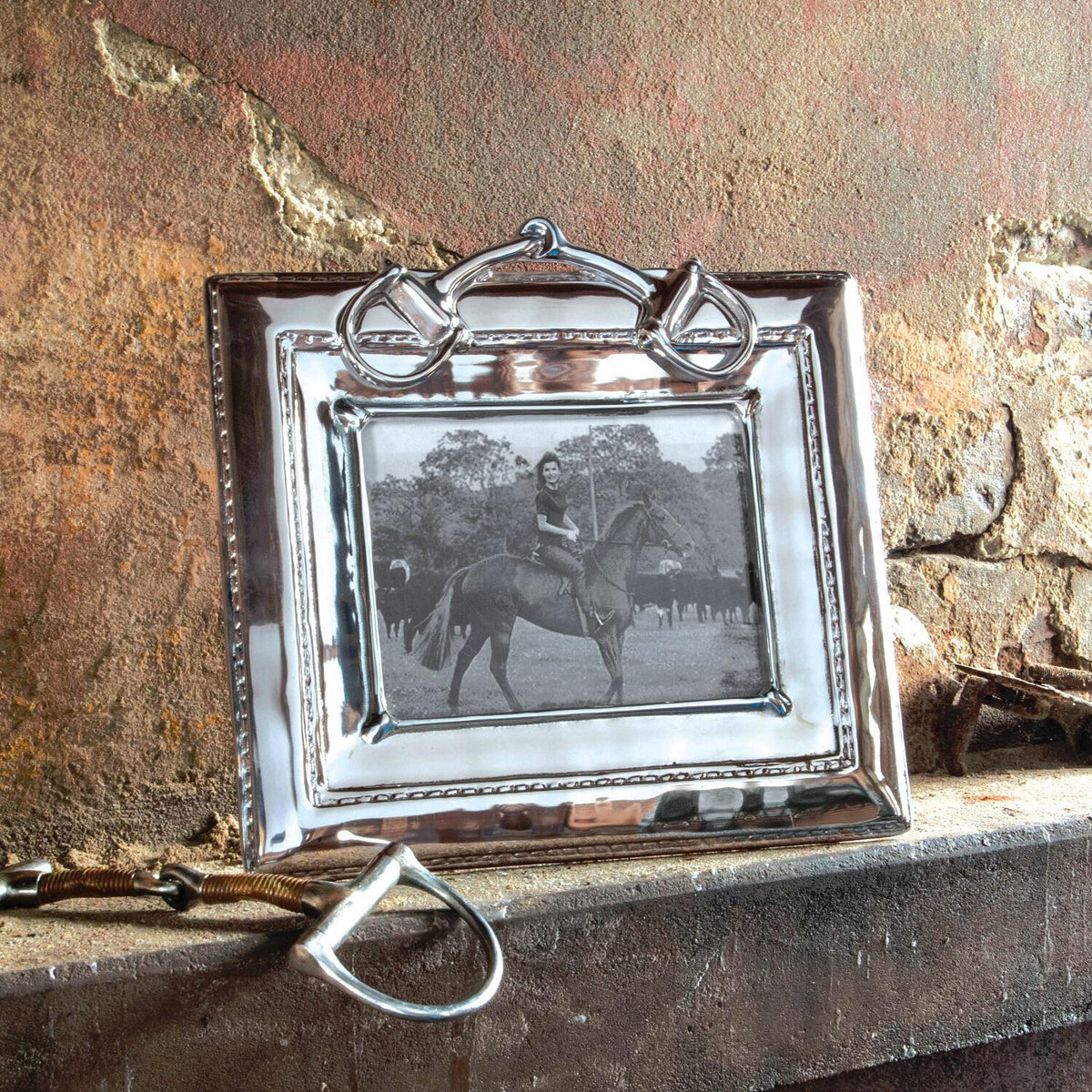 Silver Equestrian Snaffle Bit 5 x 7 Picture Frame - Frame Detail | Bone & Brass