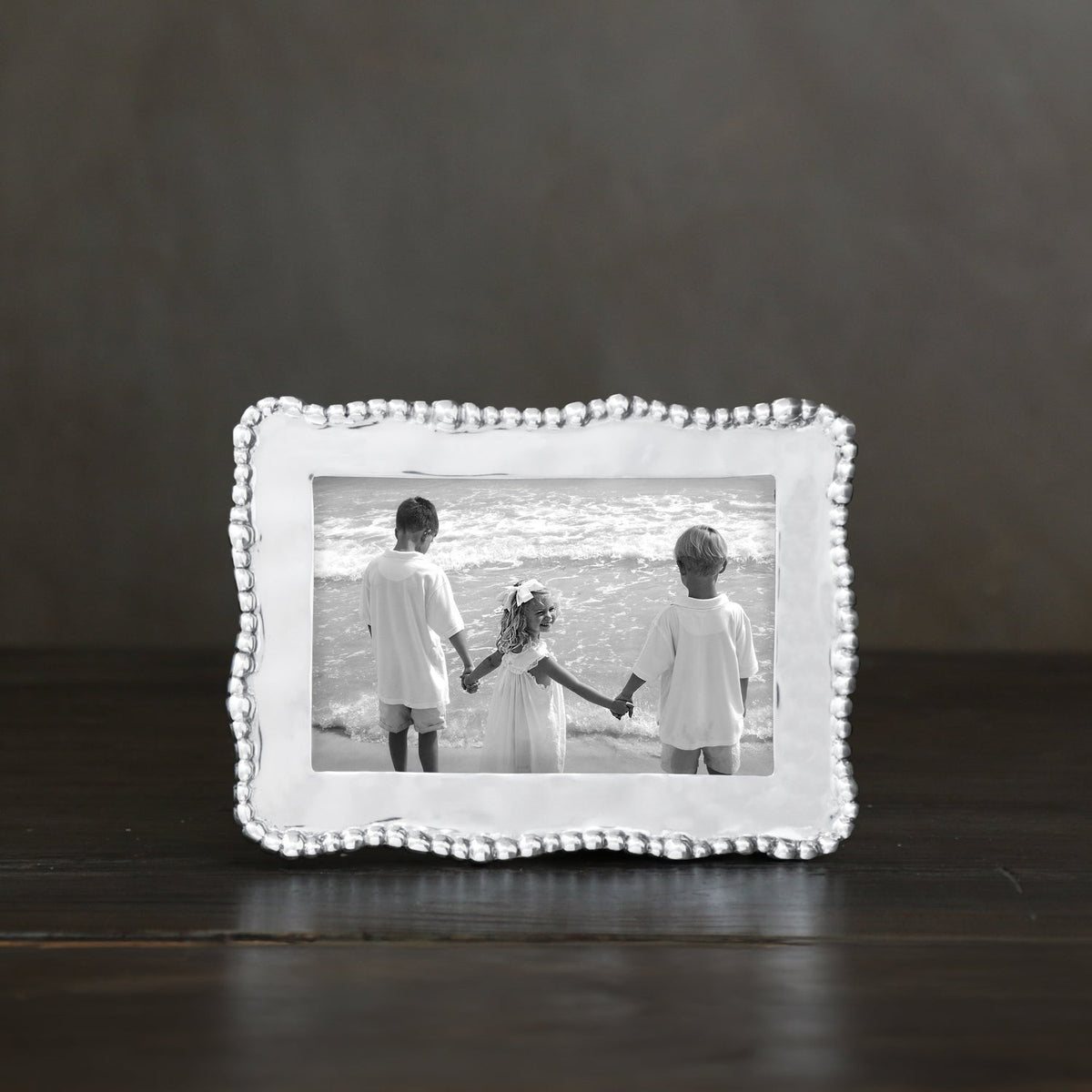 Giftables Organic Pearl 4 x 6 Frame - Frame Detail | Bone & Brass