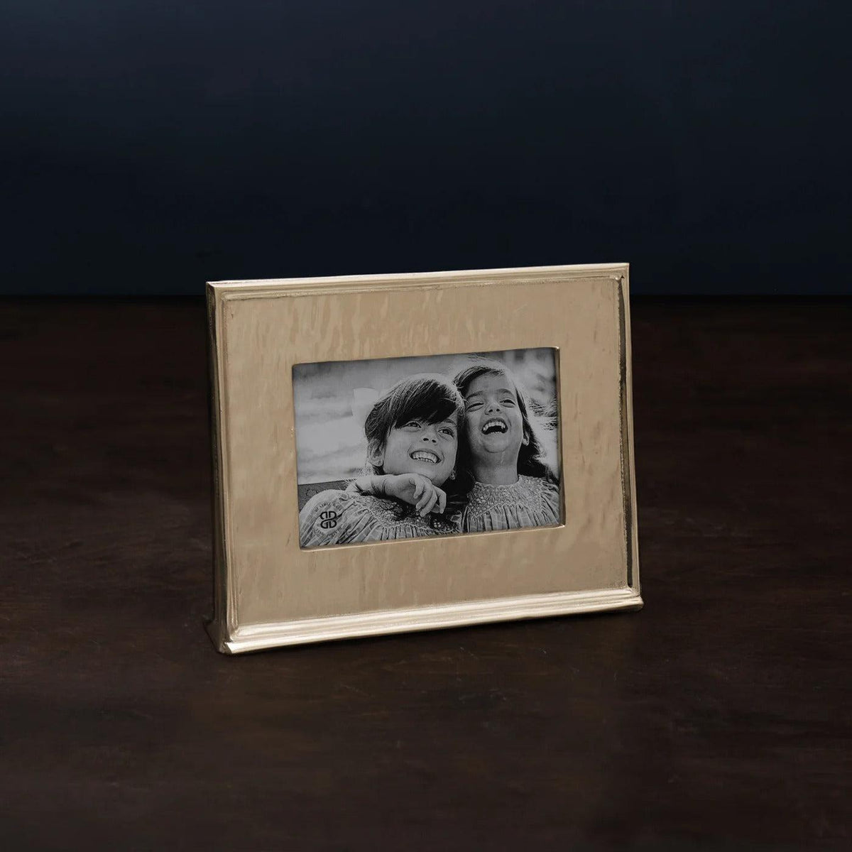 Frame Emerson 4 X 6 Horizontal (Gold) - Frame Detail | Bone & Brass