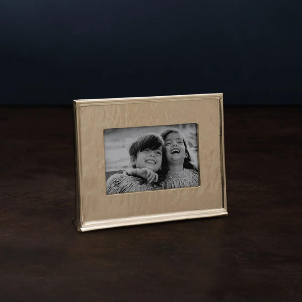 Frame Emerson 4 X 6 Horizontal (Gold) - Frame Detail | Bone & Brass