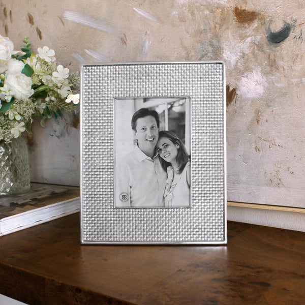 Frame Tiffany 5 x 7 - Frame Detail | Bone & Brass