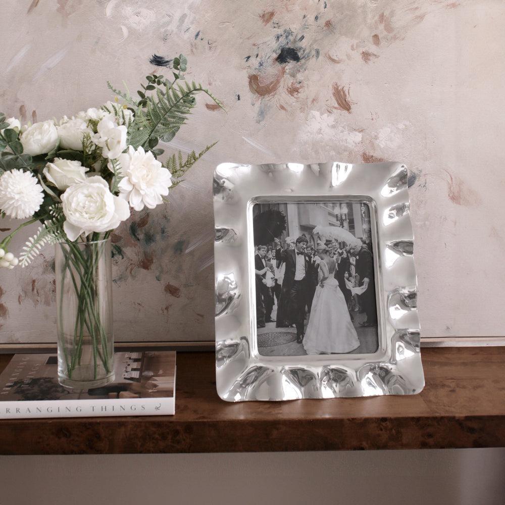 Frame Vento 8 x 10 - Frame Corner Detail | Bone & Brass