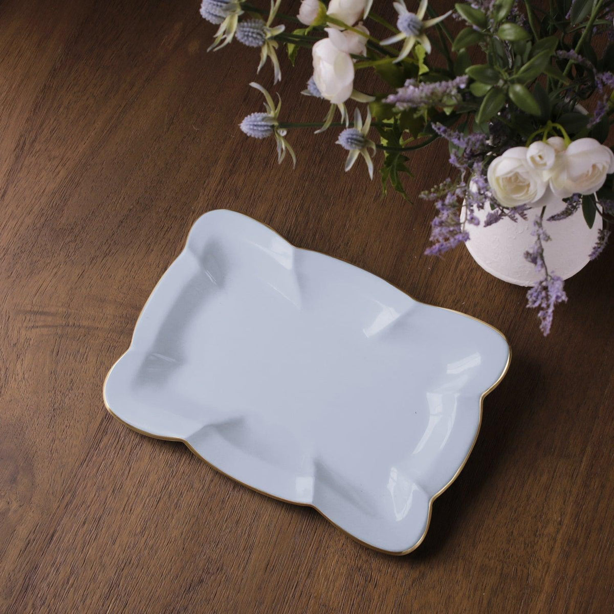 Encanto Devon Medium Tray (Periwinkle) - Tray Detail | Bone & Brass