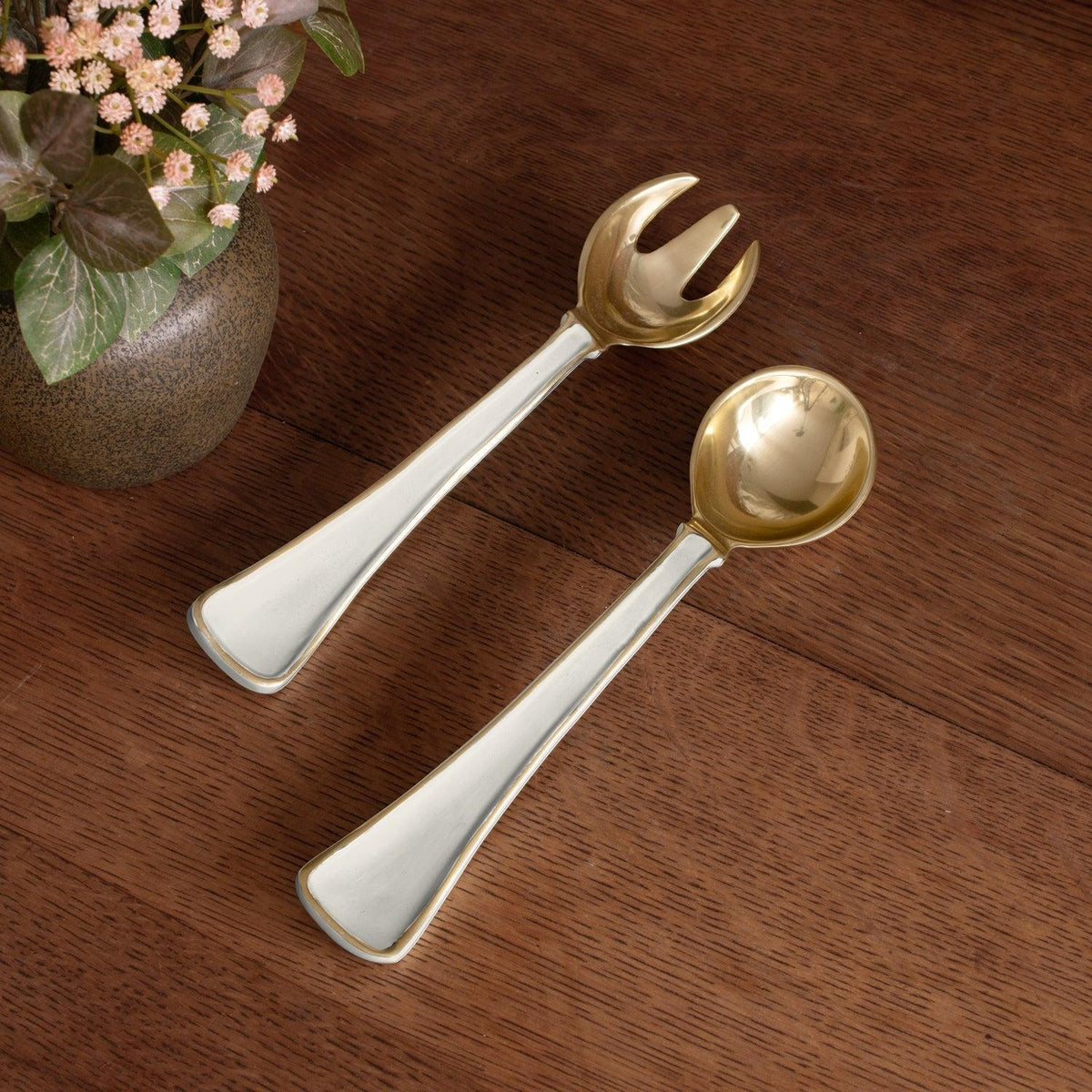 Encanto Soho Salad Servers (Cream) - Handle Detail | Bone & Brass