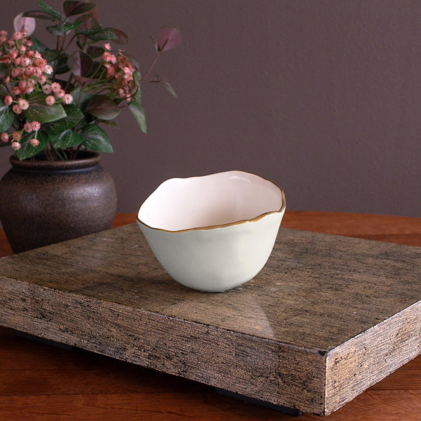 Encanto Osaka Small Bowl (Cream White) - Bowl Detail | Bone & Brass