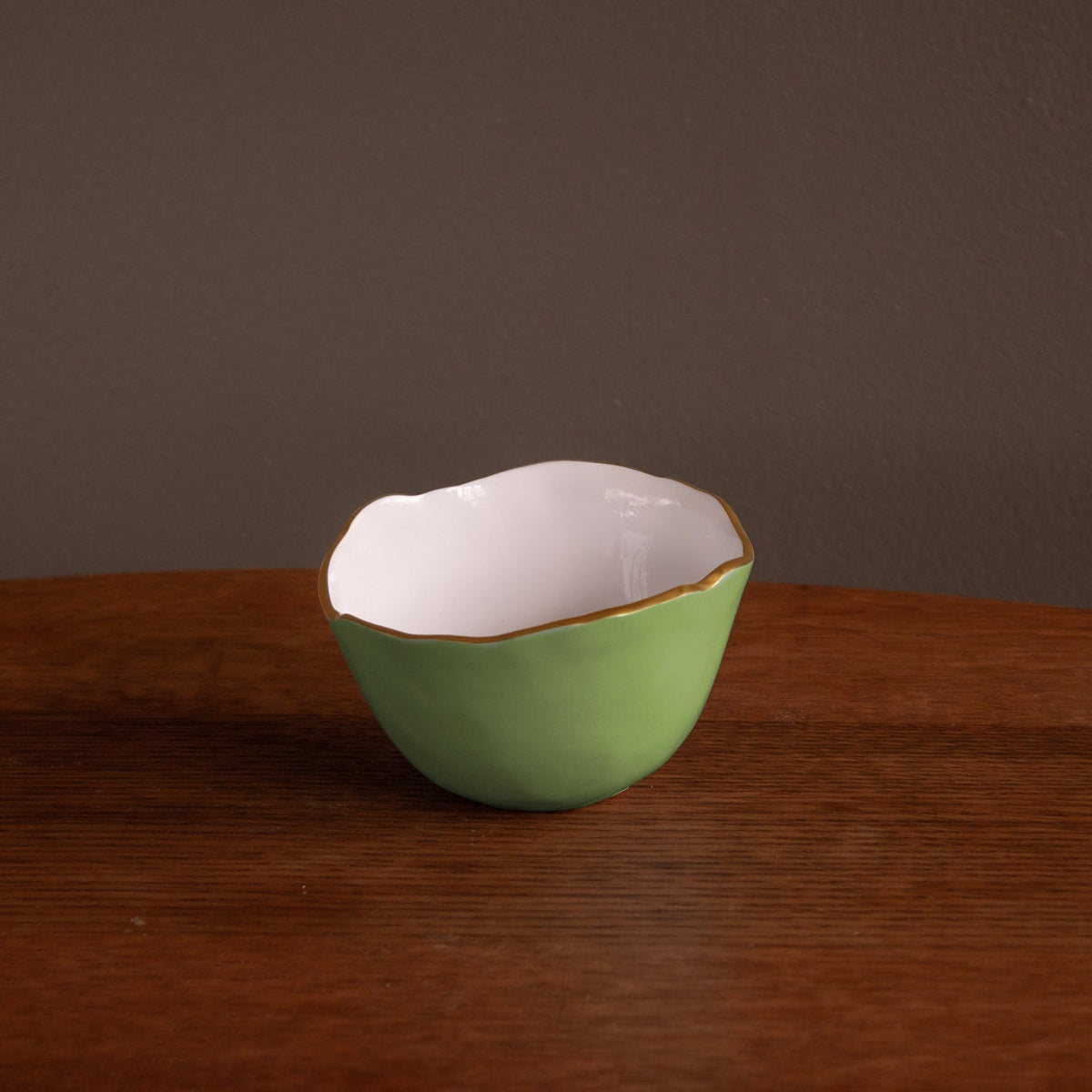 Encanto Osaka Small Bowl (Green White) - Bowl Detail | Bone & Brass