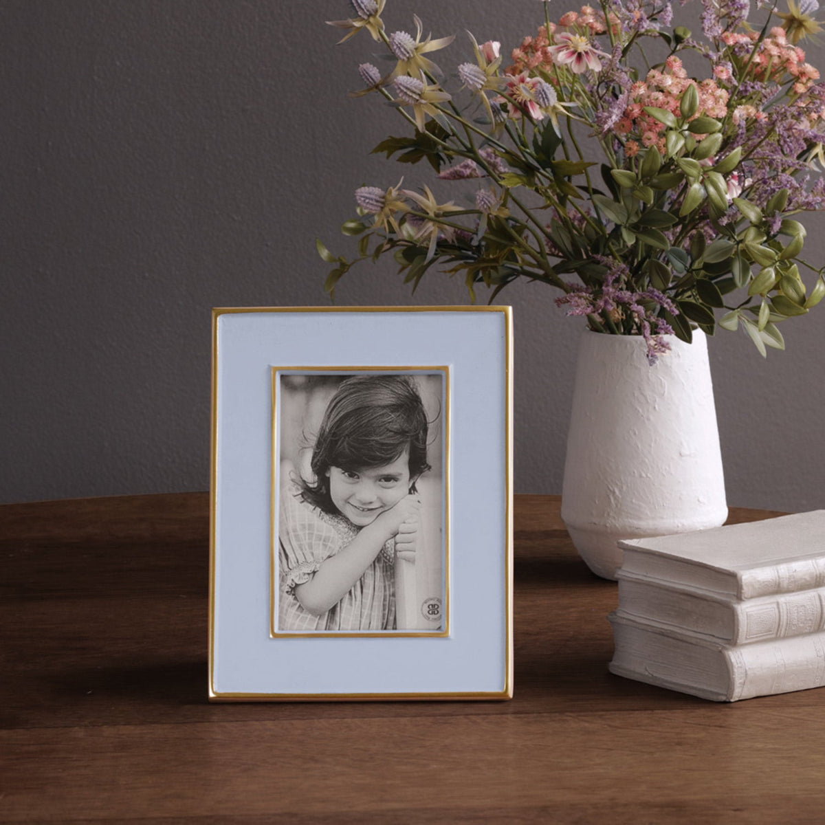 Frame Encanto Jason 4 x 6 (Periwinkle) - Frame Detail | Bone & Brass