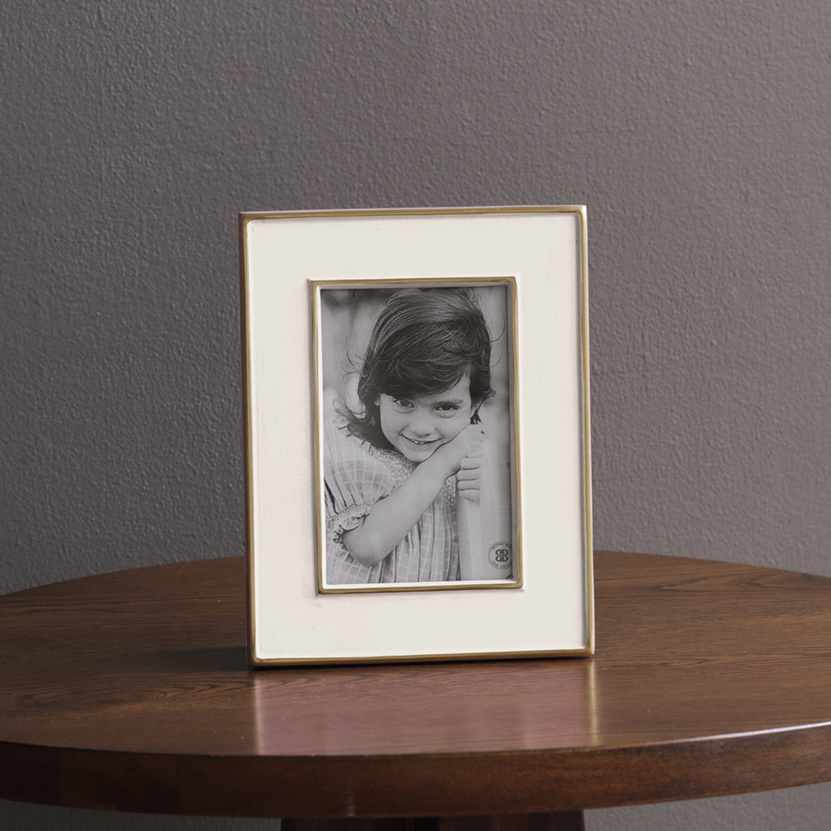 Frame Encanto Jason 4 x 6 (Cream) - Frame Side View | Bone & Brass