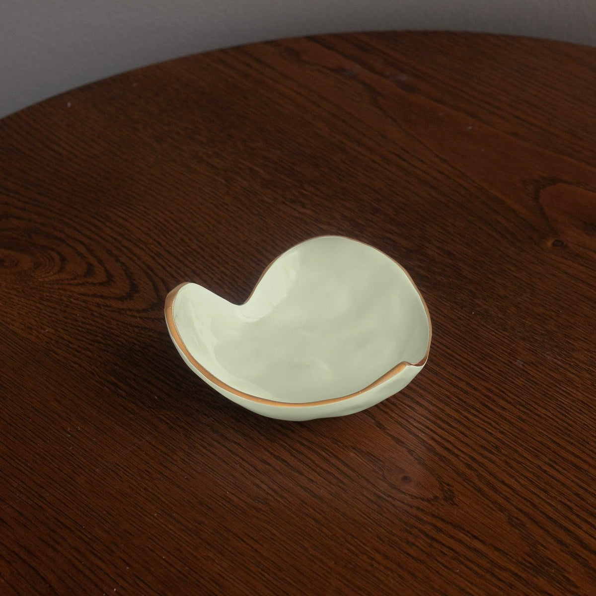 Encanto Soho Mini Heart (Pistachio) - Bowl Side View | Bone & Brass