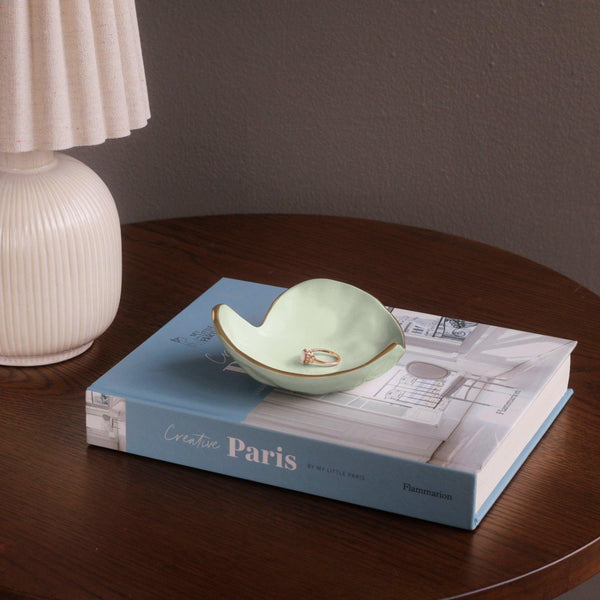 Encanto Soho Mini Heart (Pistachio) - Bowl Detail | Bone & Brass