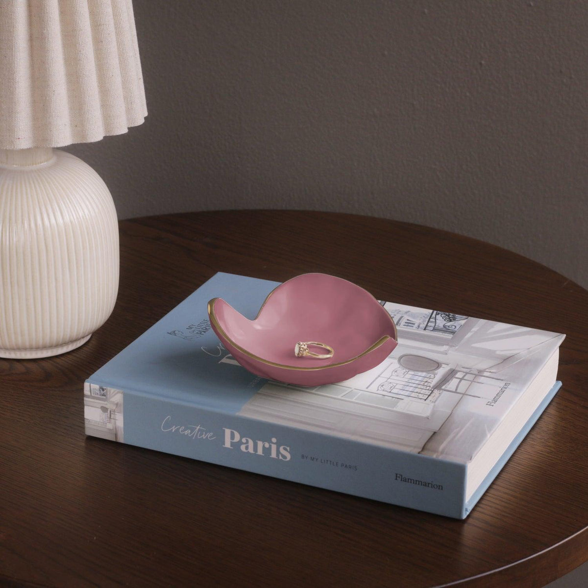 Encanto Soho Mini Heart (Pink) - Bowl Detail | Bone & Brass