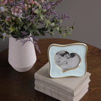 Frame Encanto Curved Heart 5 x 5 (Blue) - Frame Corner Detail | Bone & Brass