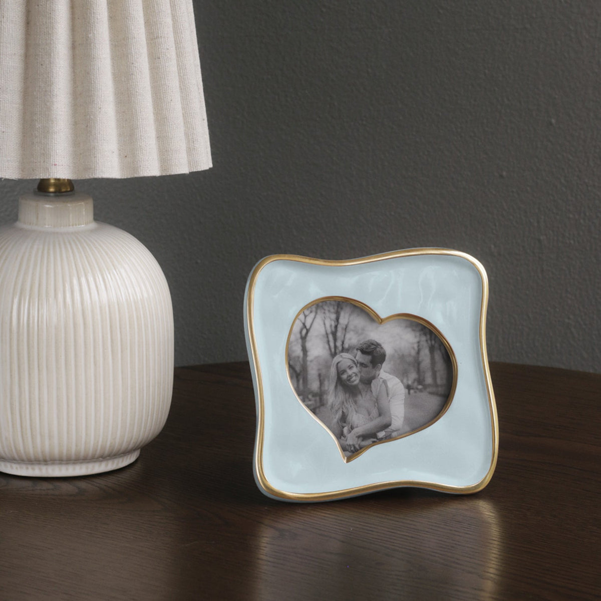 Frame Encanto Curved Heart 5 x 5 (Blue) - Frame View | Bone & Brass