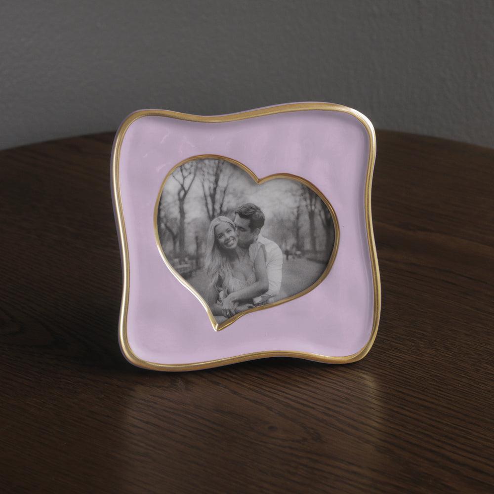 Frame Encanto Curved Heart 5 x 5 (Lilac) - Frame Corner Detail | Bone & Brass
