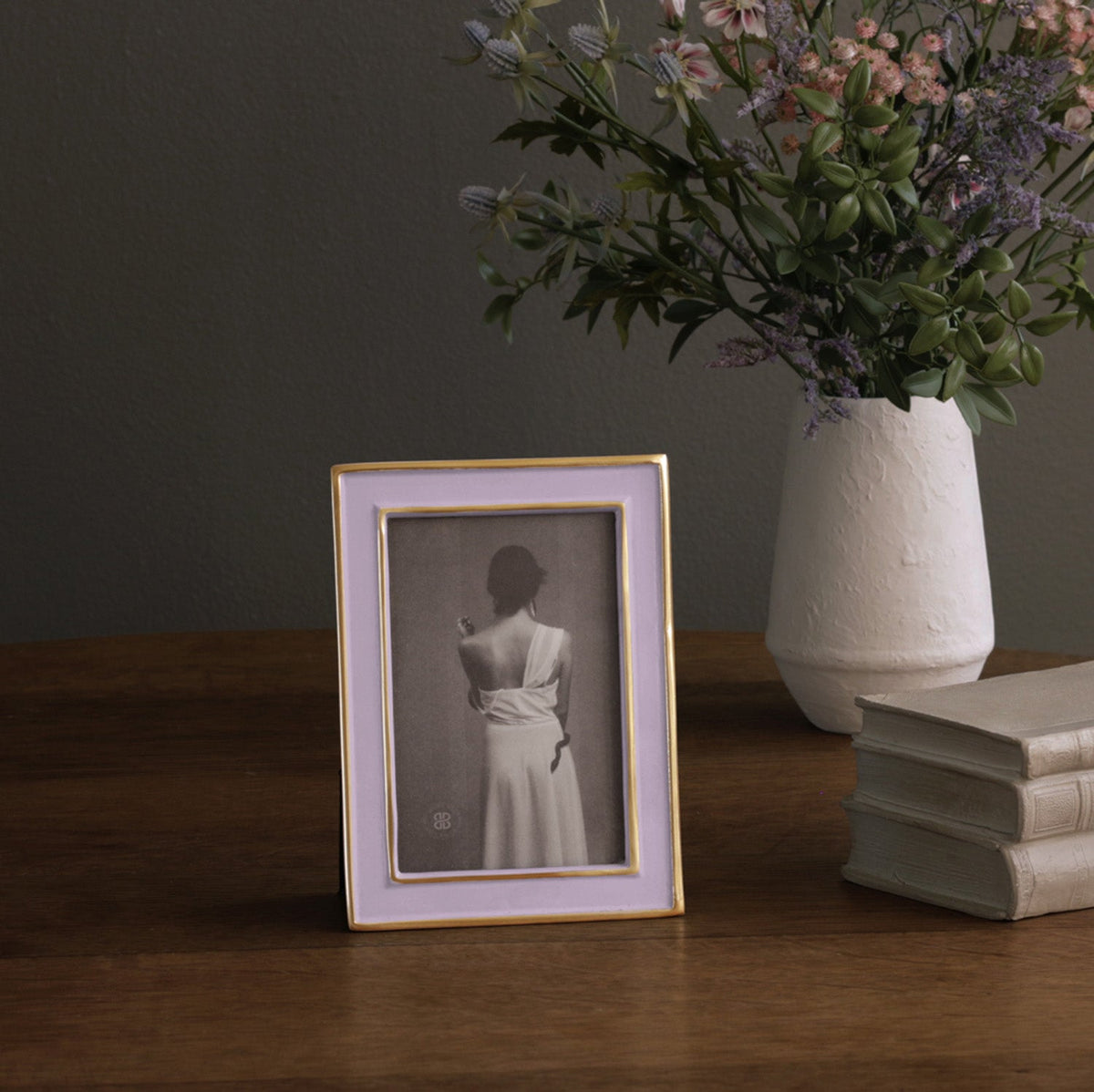 Frame Encanto Jason 4 x 6 (Lilac) - Frame Detail | Bone & Brass
