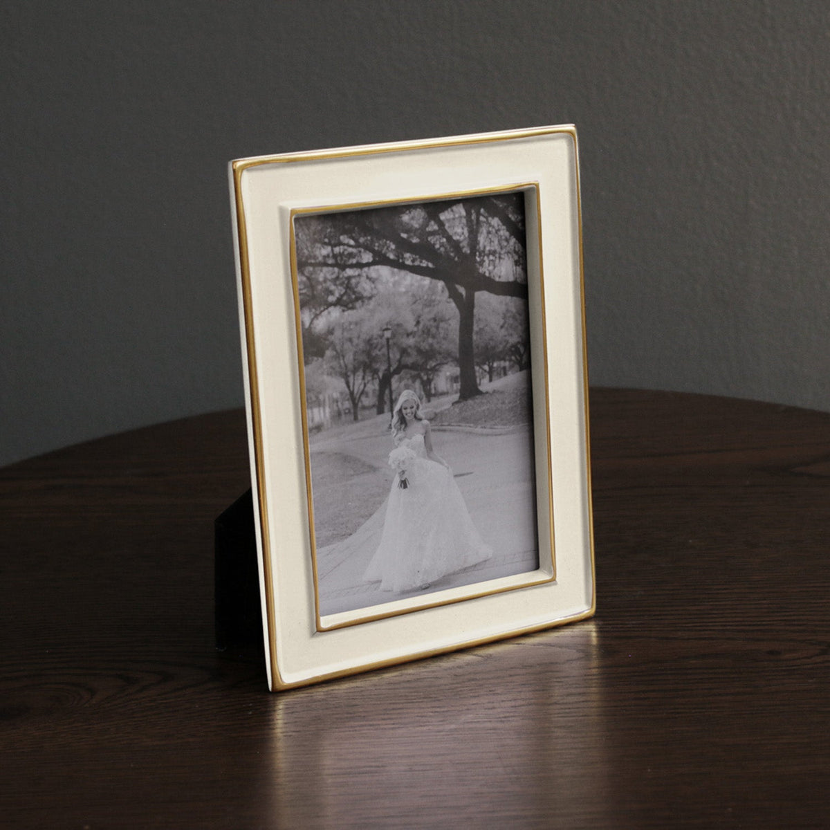 Frame Encanto Jason 4 x 6 (Cream) - Frame Side View | Bone & Brass
