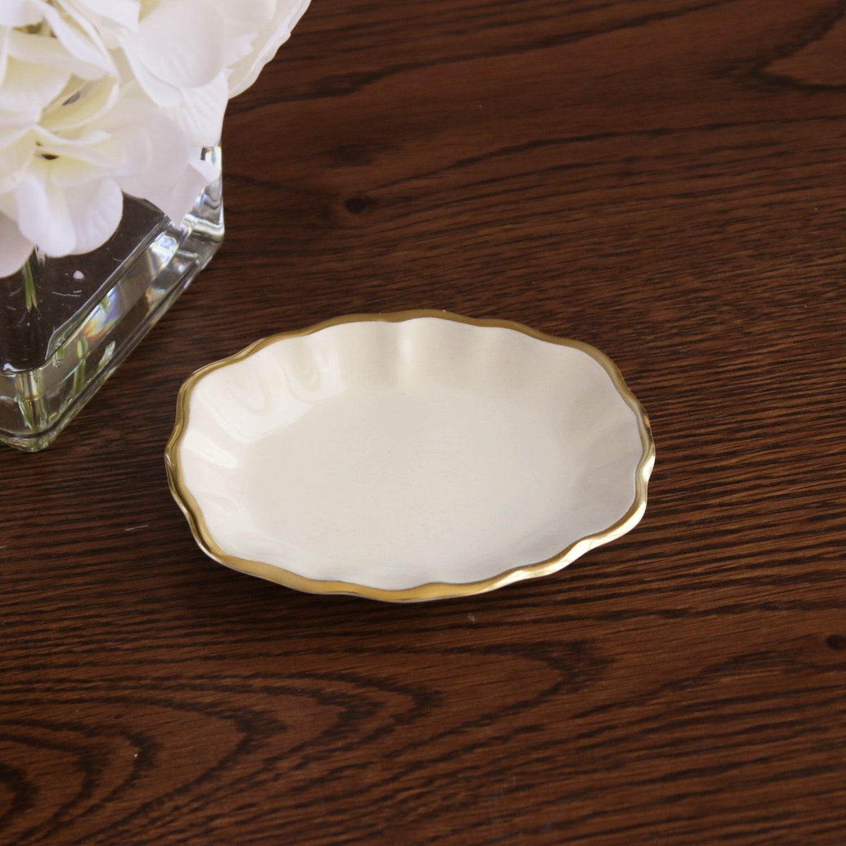 Encanto Ring Holder (Cream) - Close Up | Bone & Brass