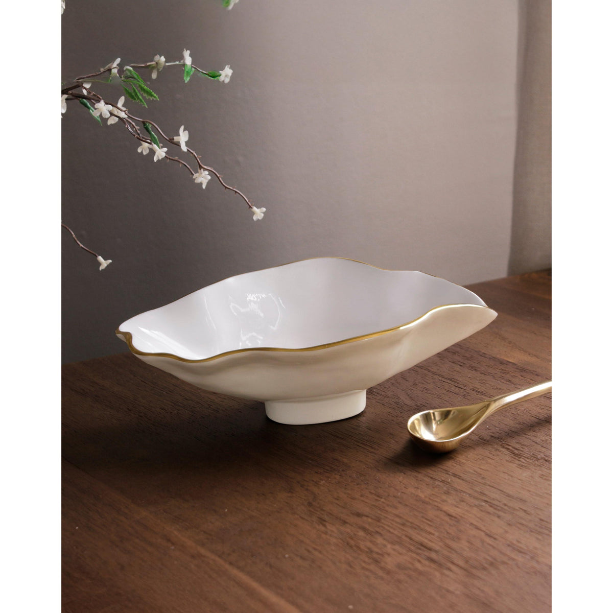 Encanto Claire Small Oval Bowl Spoon (Cream, White Gold) - Bowl Detail | Bone & Brass