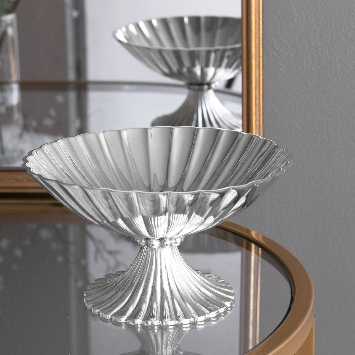 Vintage Vienna Small Pedestal - Pedestal Top View | Bone & Brass