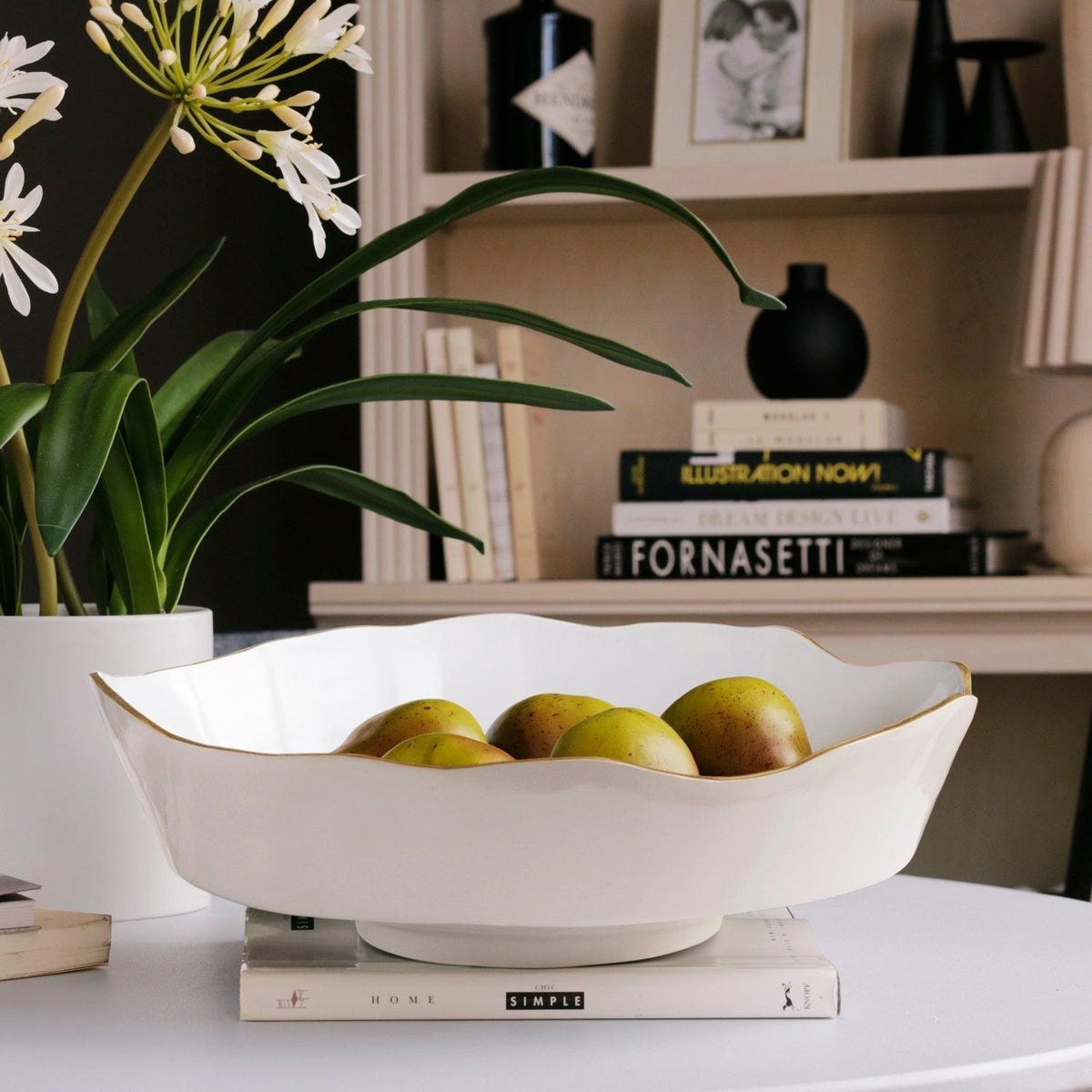 Cream & White Dakota Large Bowl - Bowl Detail | Bone & Brass