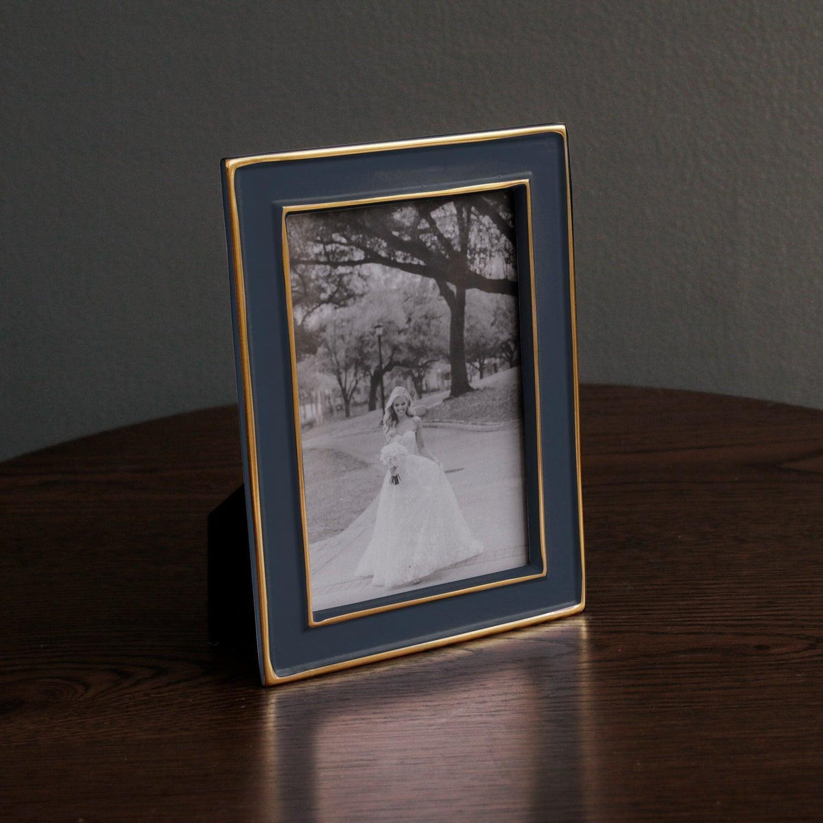 Frame Encanto Jason 4 x 6 (Midnight) - Frame Side View | Bone & Brass