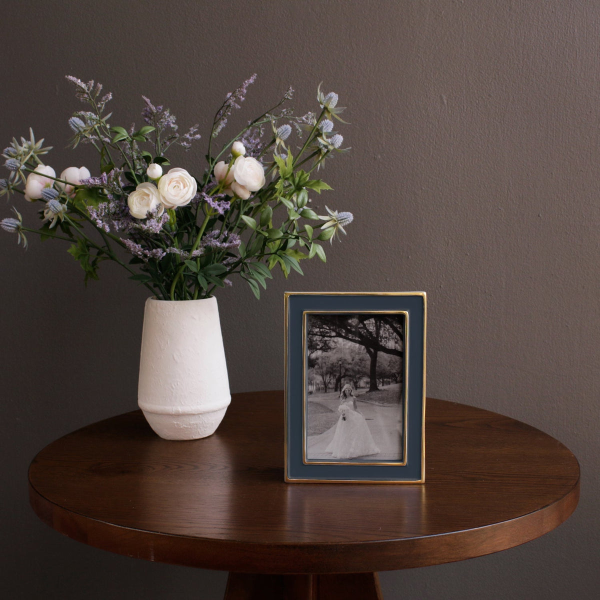 Frame Encanto Jason 4 x 6 (Midnight) - Frame View | Bone & Brass