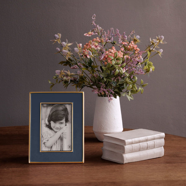 Frame Encanto Jason 4 x 6 (Midnight) - Frame Detail | Bone & Brass