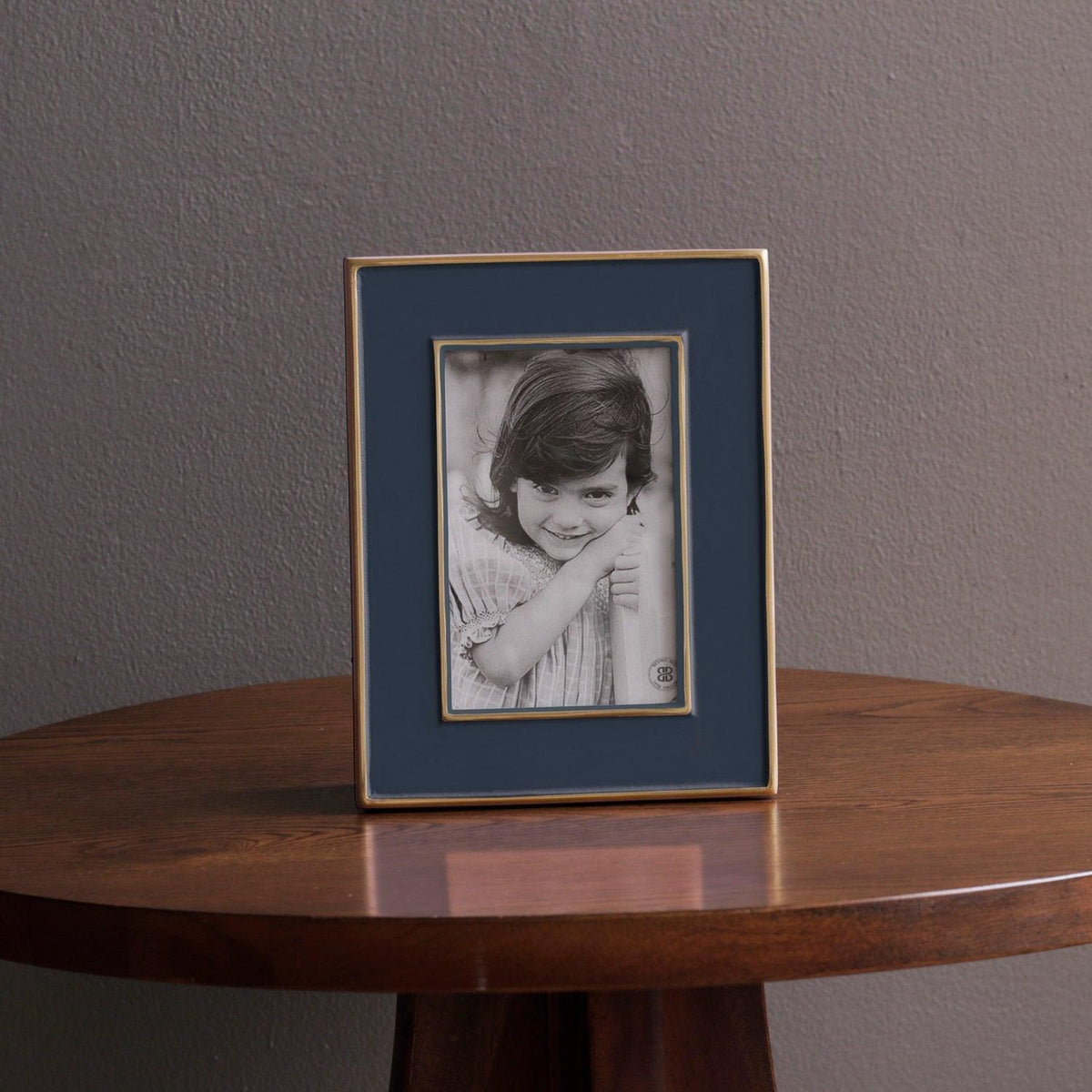 Frame Encanto Jason 4 x 6 (Midnight) - Frame Side View | Bone & Brass