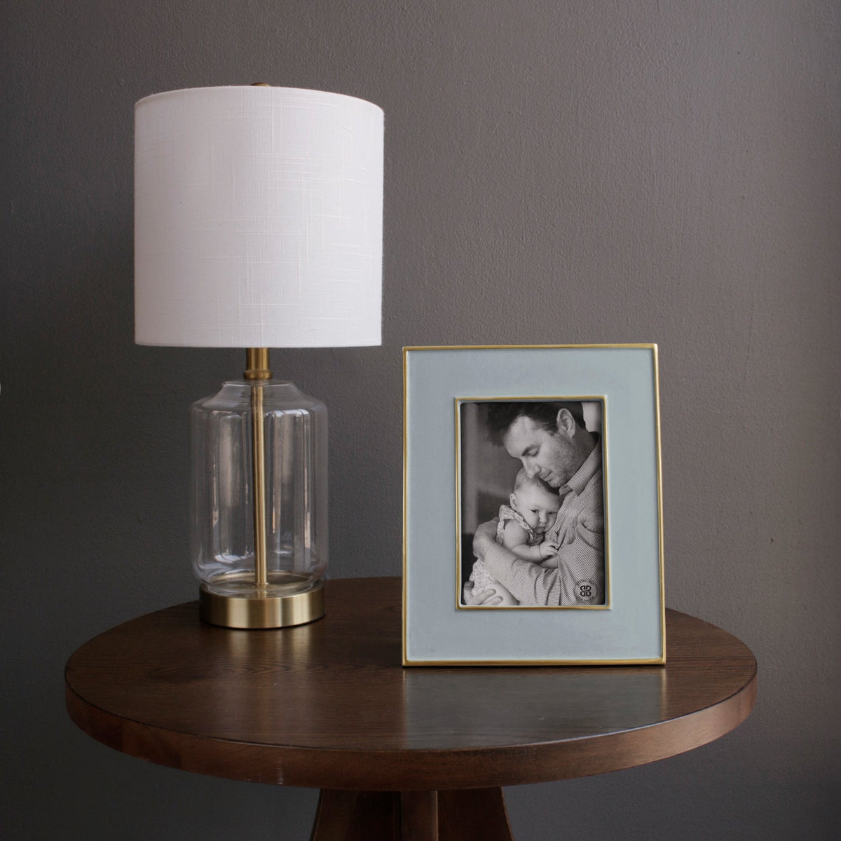Frame Encanto Jason 5 x 7 (Slate) - Frame Detail | Bone & Brass