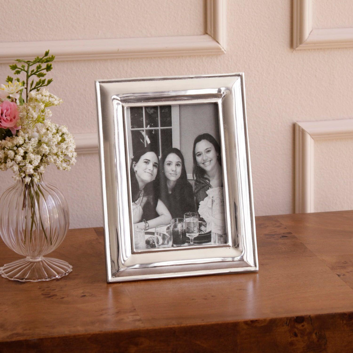 Frame Charlotte 4 x 6 - Frame Corner Detail | Bone & Brass