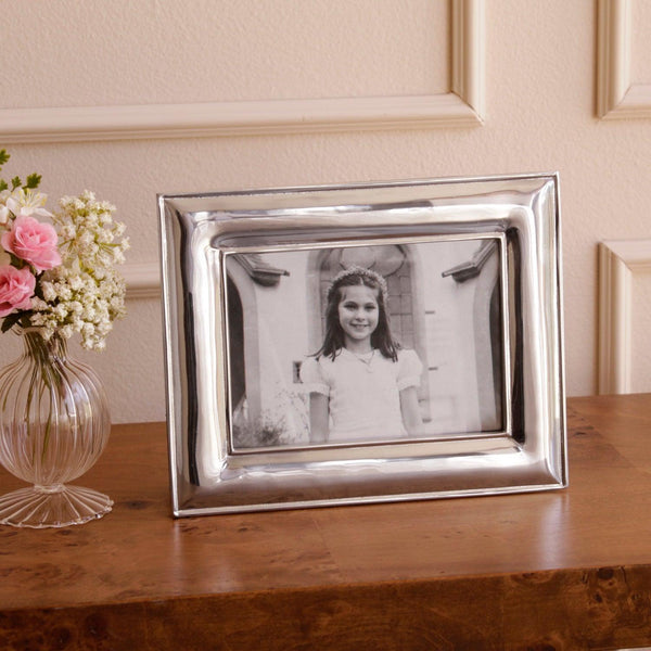 Frame Charlotte 5 x 7 - Frame Detail | Bone & Brass