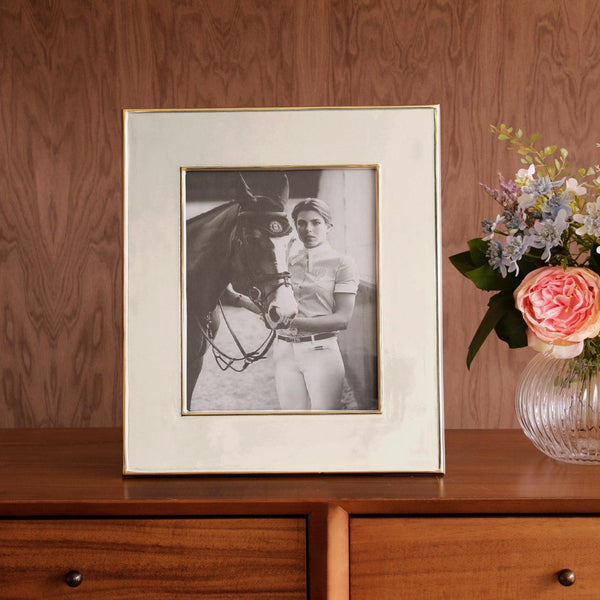 Frame Encanto Jason 8 x 10 Cream - Frame Detail | Bone & Brass