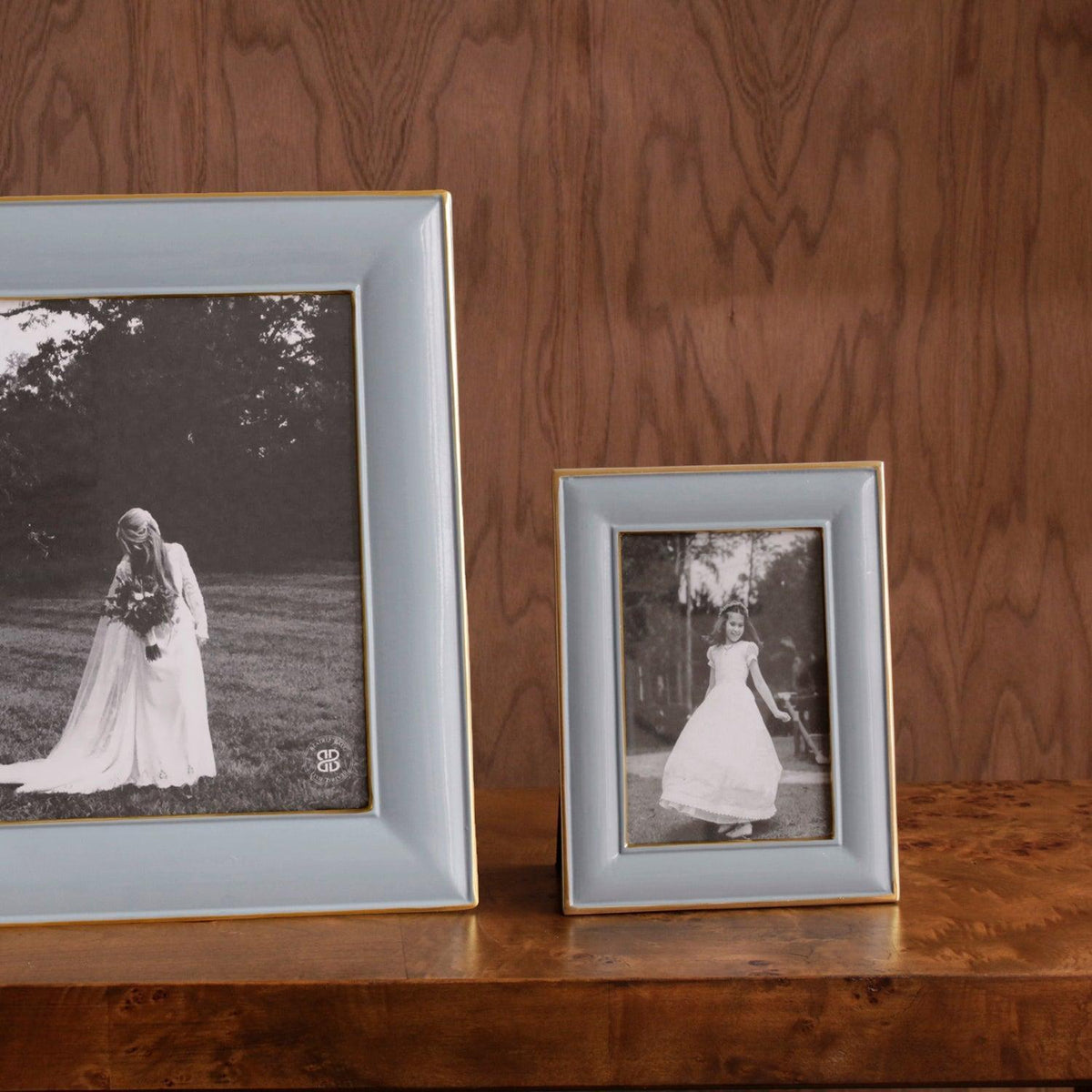Frame Encanto Charlotte 4 x 6 Slate - Frame Corner Detail | Bone & Brass