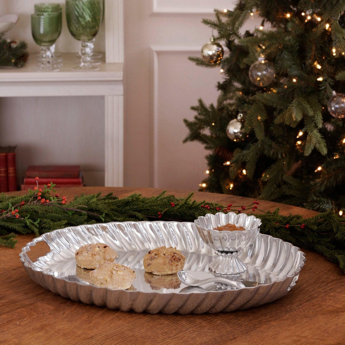 Vintage Swirl Oval Tray Handles