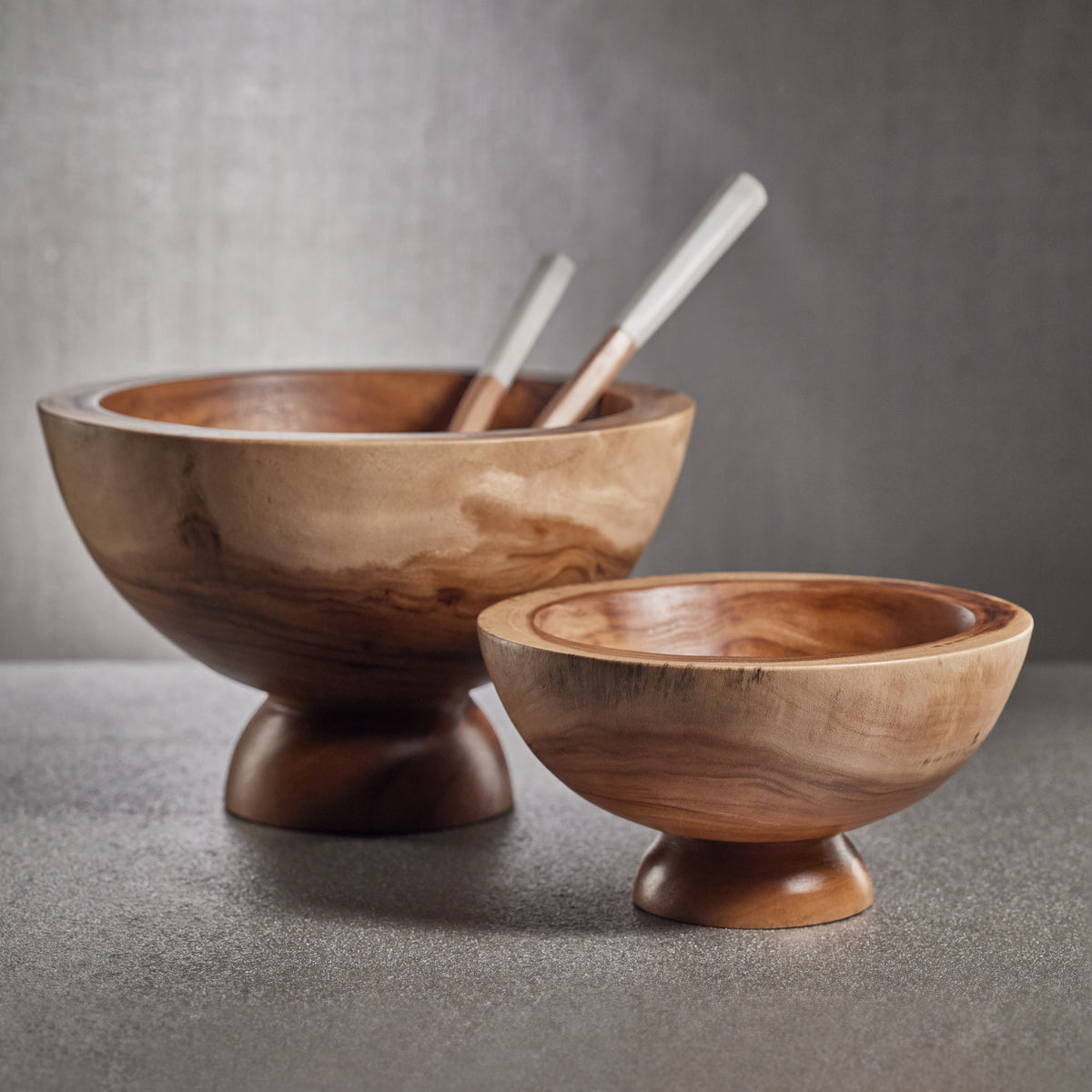 Amadea Wooden Footed Serving Bowl - Bowl Detail | Bone & Brass