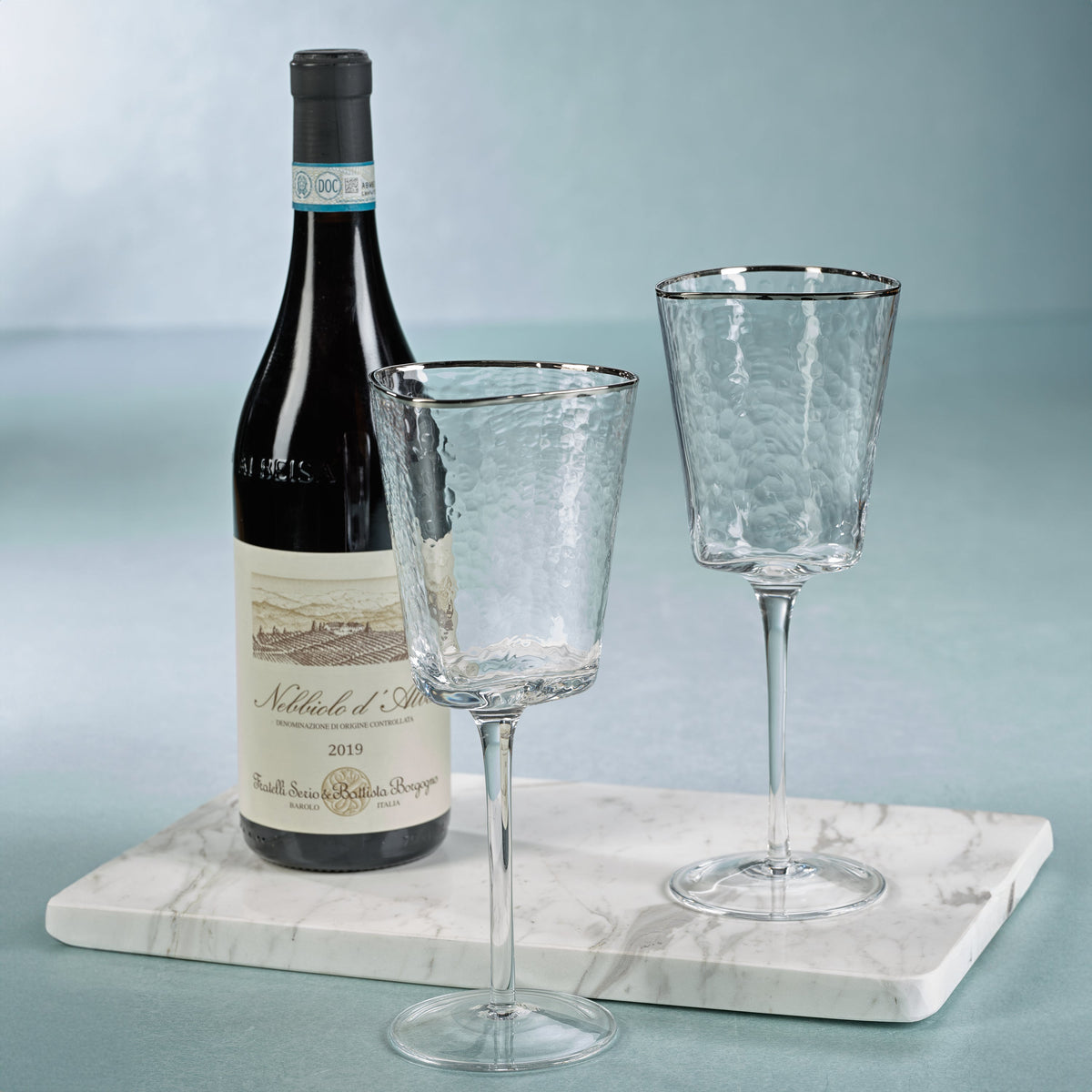 Apertivo Triangular Wine Glasses Platinum Rim, Set 4 - Glass Detail | Bone & Brass