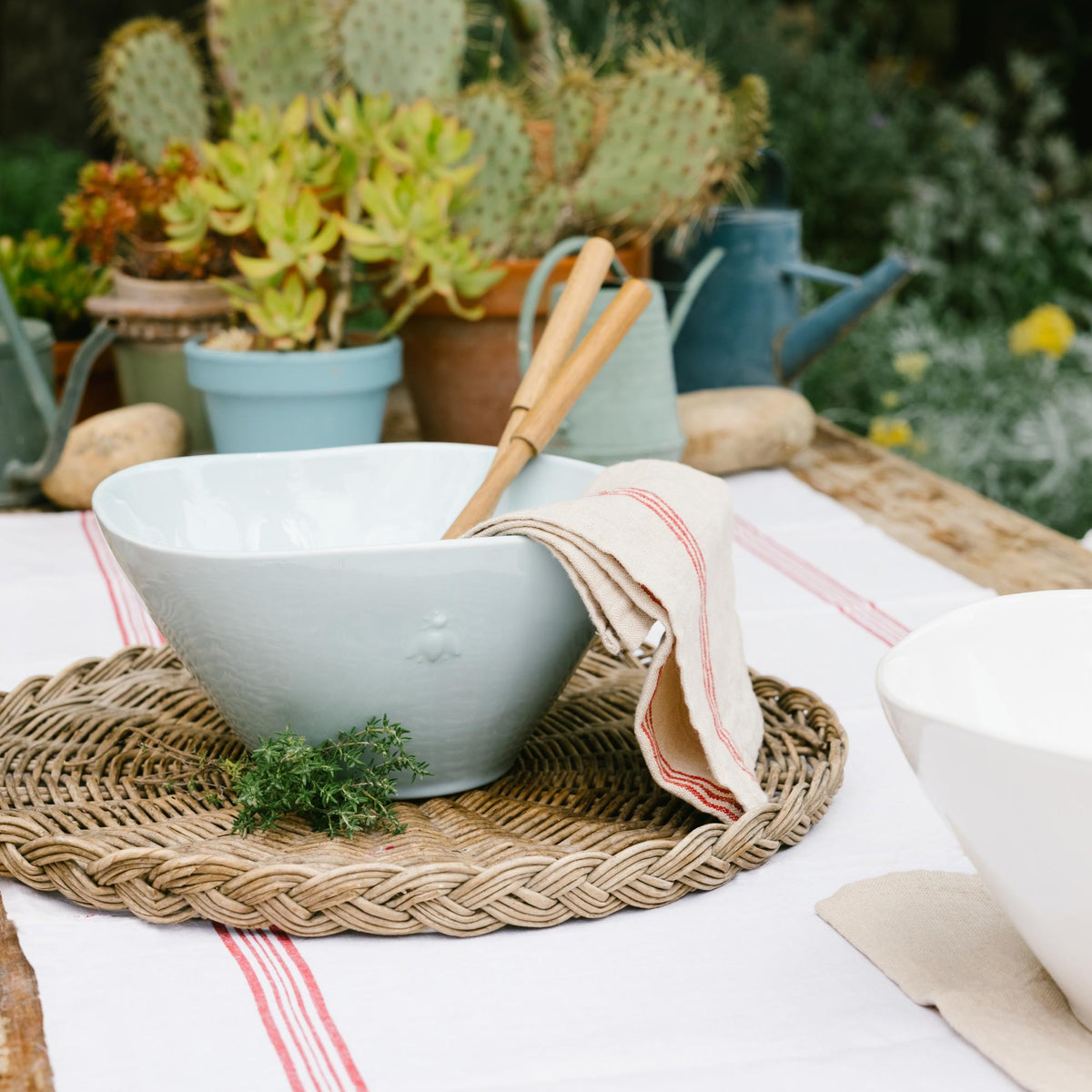 Bee Ceramic Serving Bowl, Ecru or Light Blue - Bowl Detail | Bone & Brass