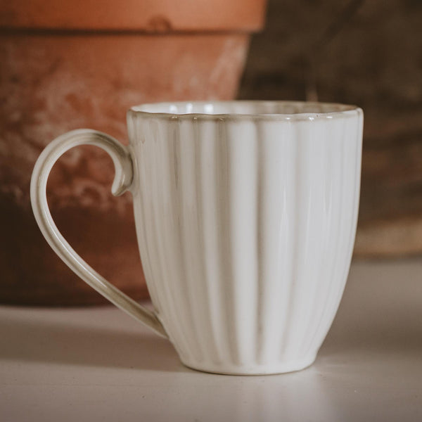 Scallop 20oz. Figural Coffee Mug