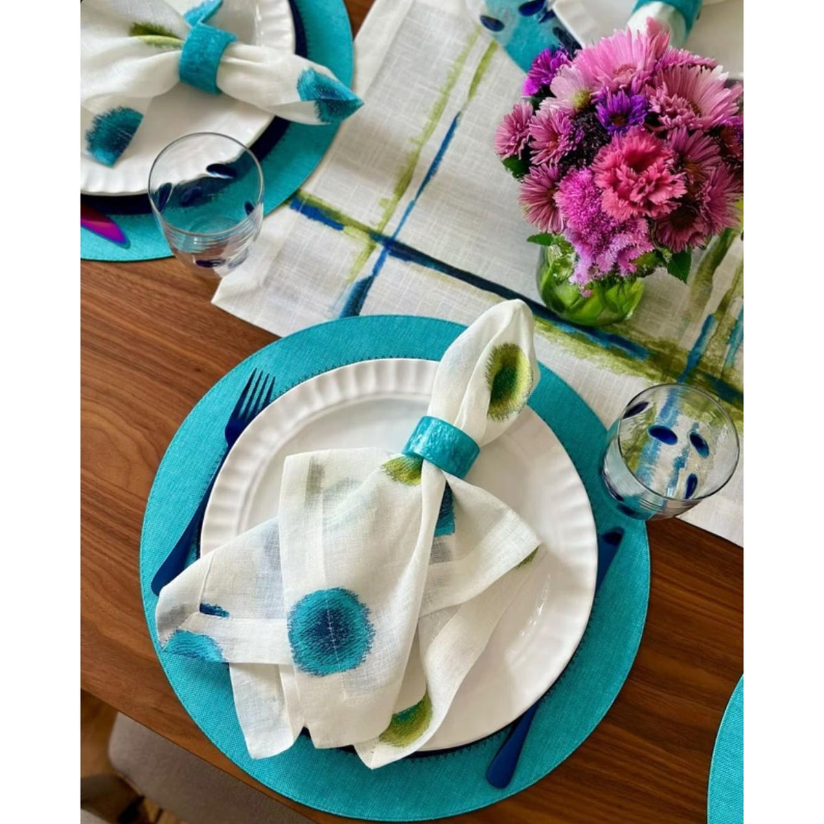 Halo Reversible Round Placemats, Set 4 - Placemat View | Bone & Brass