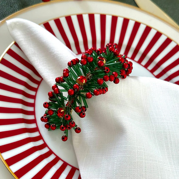 Holly Wreath Napkin Ring, Set of 4